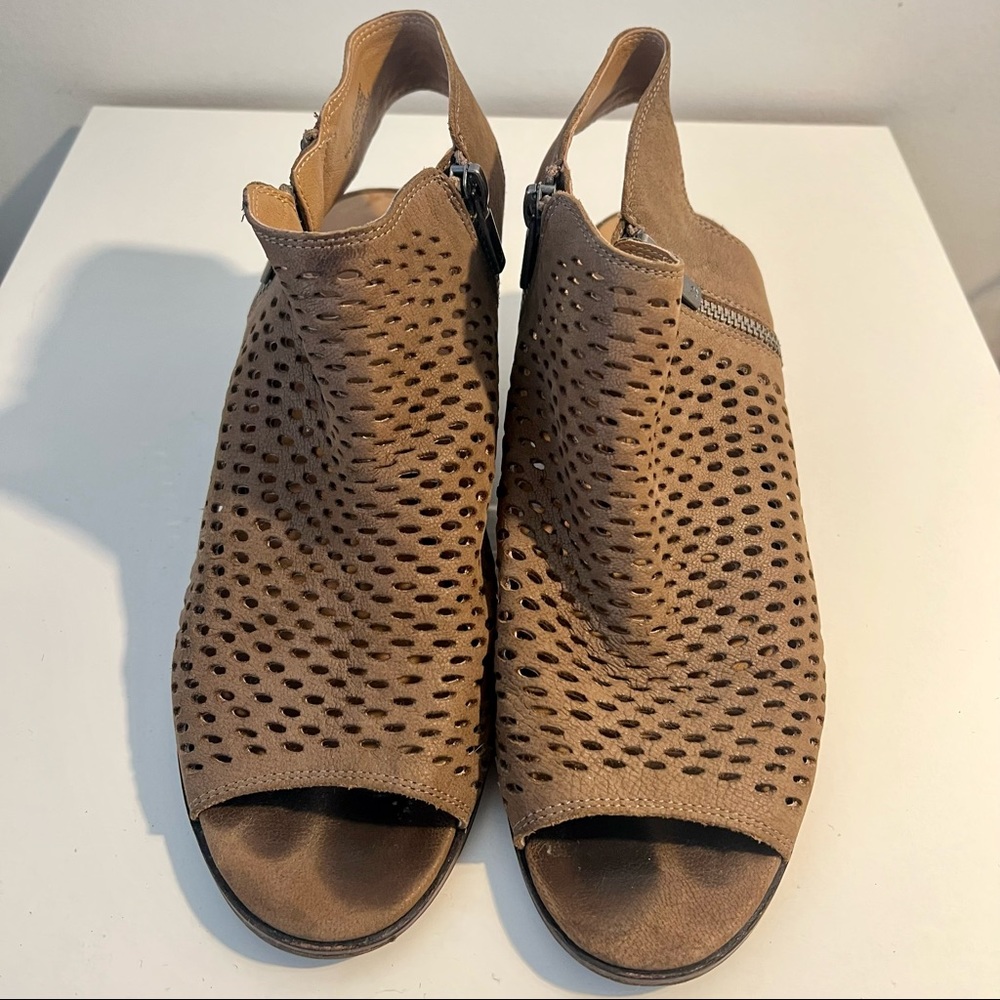 Lucky brand peep toe heels